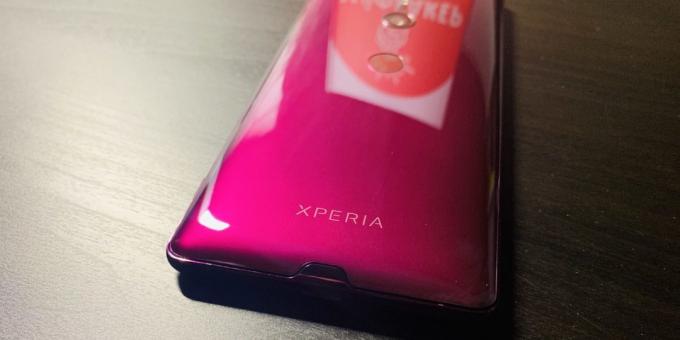Sony Xperia XZ3: Zadnja plošča