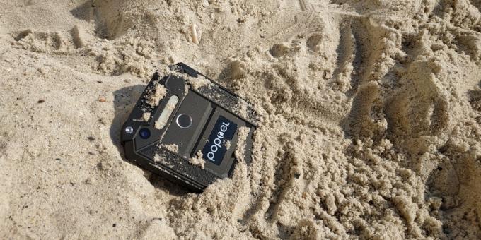 Zaščitena pametni Poptel P9000 Max: V pesek