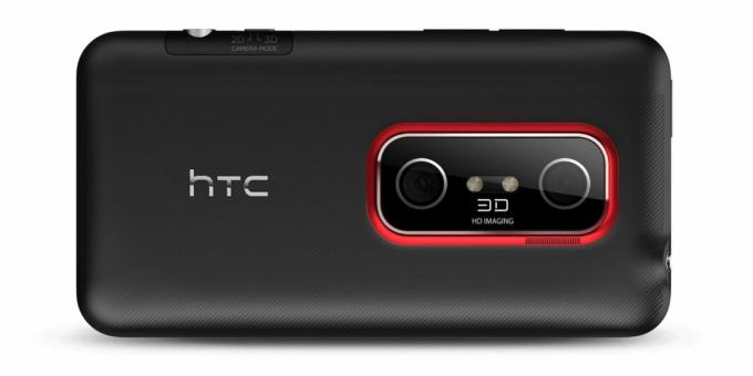 HTC Evo 3D ima dve kameri