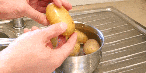 Kako hitro olupimo krompir