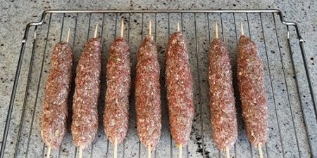 Kako kuhati kebab peč