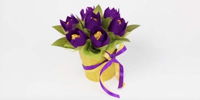 Kako narediti šopek tulipanov iz bonbonov