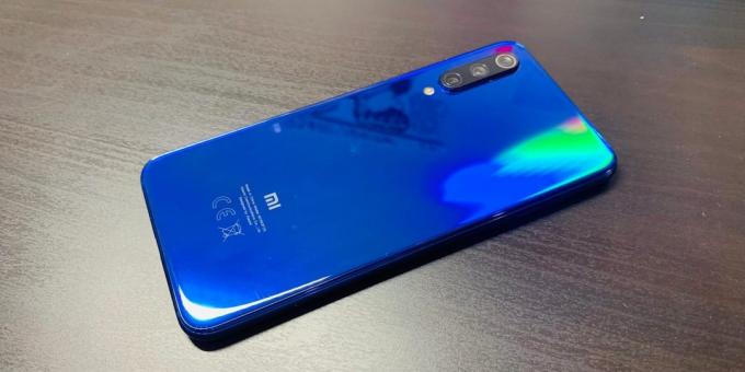 Xiaomi Mi 9 SE: Zadnja plošča