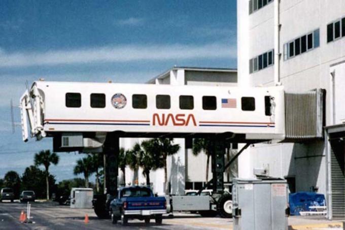 NASA vozila za prevoz osebja