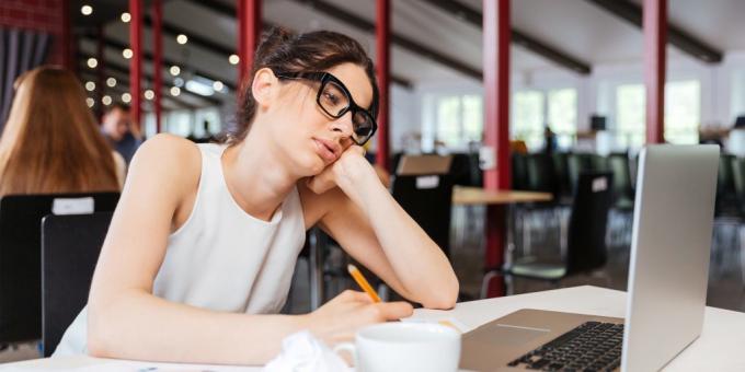 Kaj moti v času svojega dela času iskanja: 7 načinov prokrastinirovat koristno