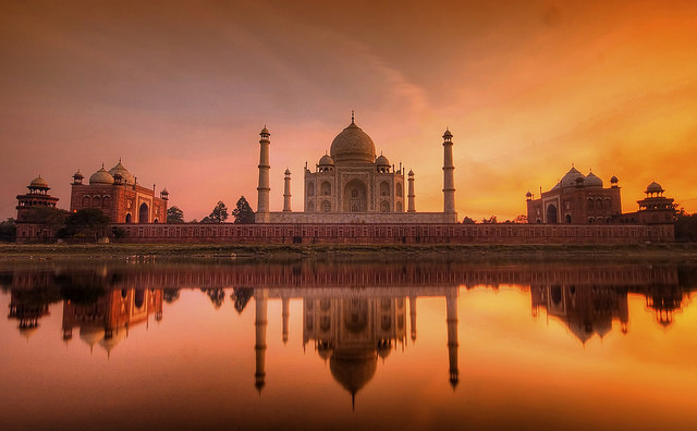 Sončni zahod na Taj Mahal