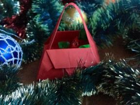 Darila za novo leto z rokami: Darilni škatle Origami