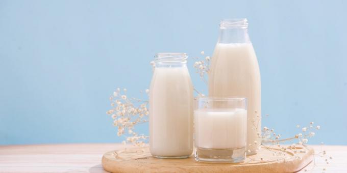 Kako ravnati z nespečnostjo: pomaga mleko