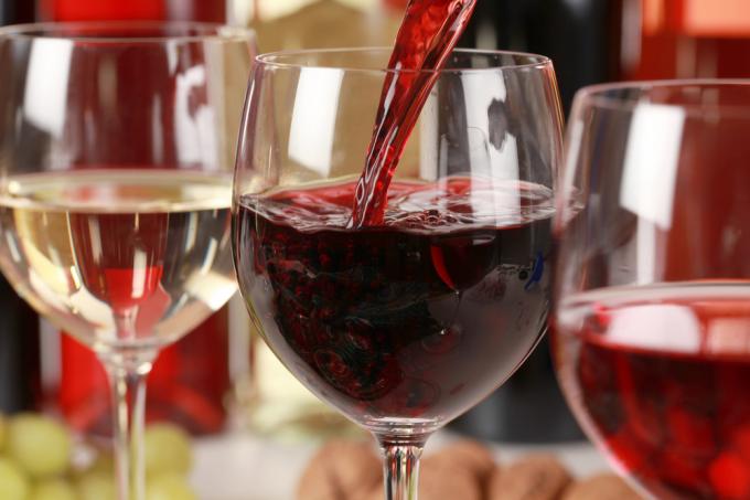 Koliko lahko pijete brez škode za zdravje: dovoljeni odmerek alkohola