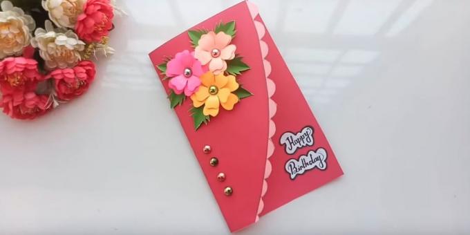 Kako narediti kartico s cvetjem rojstni dan s svojimi rokami
