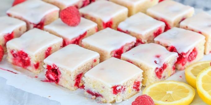 Recept: Torta z maline in limoninim prelivom