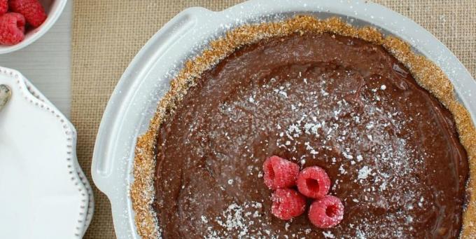 torto recept z malinami: kolač s čokolado, maline pudinga