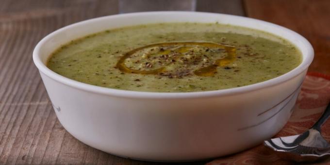 Kremna juha z brokolijem in krompirjem