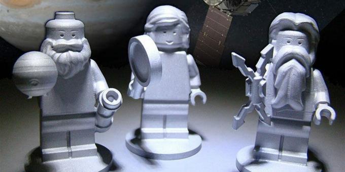 Nenavadni predmeti v vesolju: Lego figure