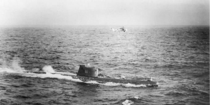 Jedrska vojna: podmornica "B-59" gre proti Kubi