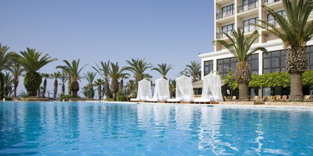 Hoteli za družine z otroki: Sandy Beach 4 *, Larnaca, Ciper