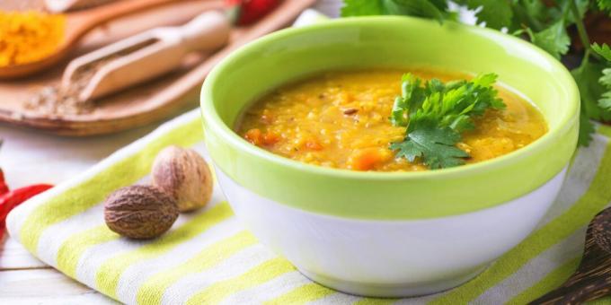 Dietna prehrana: rdeča leča in zelenjavna juha