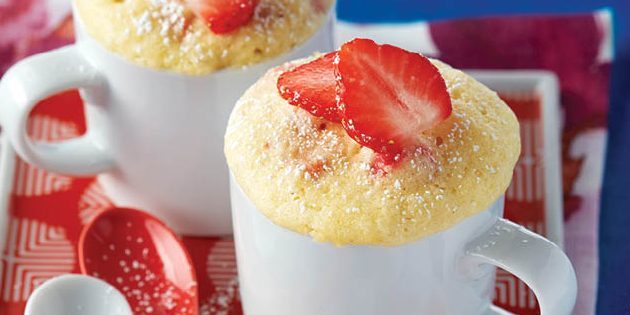 Lemon Strawberry cupcake