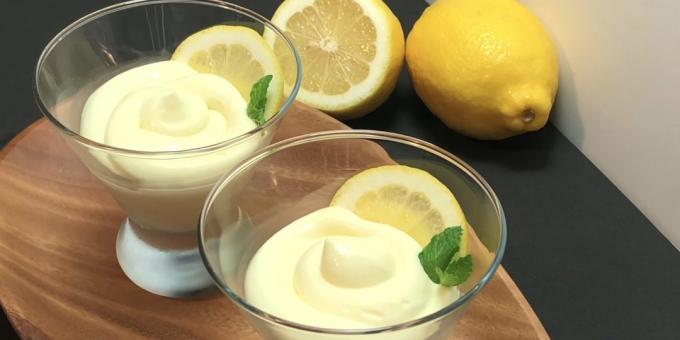 Kaj kuhati z limoninim: Lemon smetano mousse