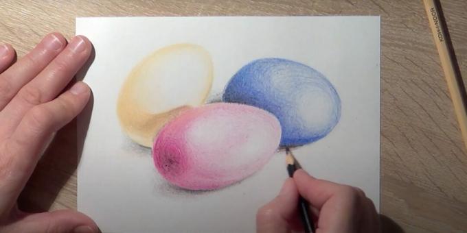Prebarvajte jajce in pobarvajte senco