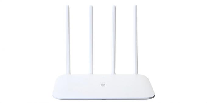 Kaj kupiti usmerjevalnik: Xiaomi Mi Wi-Fi Router 4