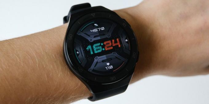 Huawei Watch GT 2e pri roki