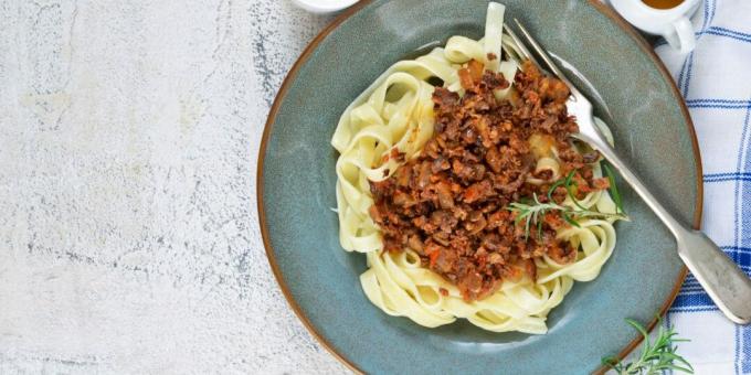 Testenine bolognese