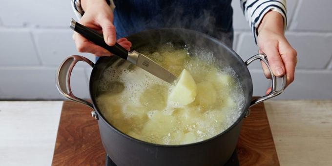 Kako kuhati krompir očistiti