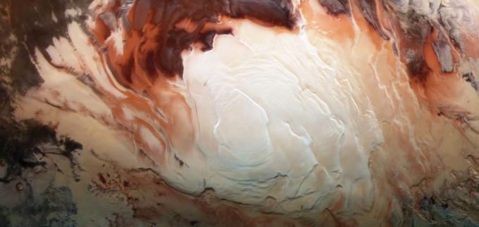 obstaja vode na Marsu v tekočem in trdnem stanju