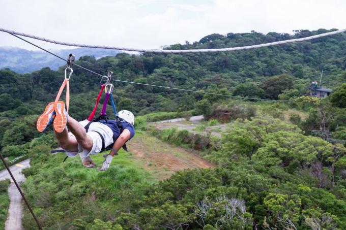 Kam gremo za počitnice: ziplayn nad džunglo v Kostariki