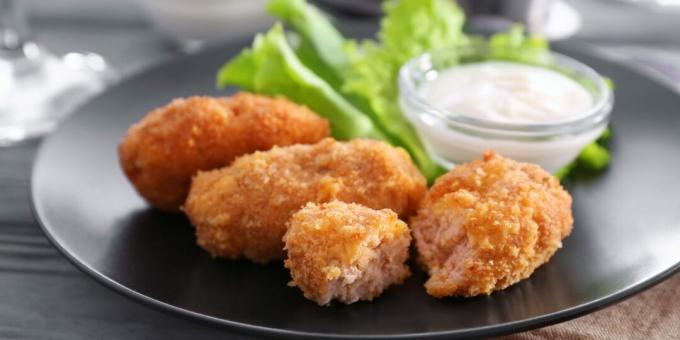 Rakove palčke in kroketi iz rdečih rib