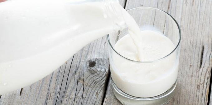 Zdrave pijače pred spanjem: toplo mleko