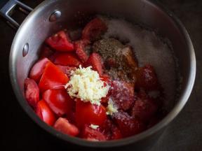 Enostaven recept za okusno paradižnikovo marmelado