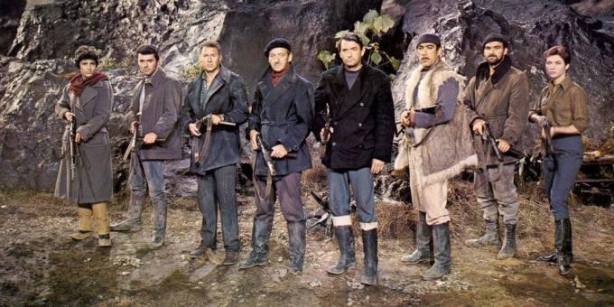 George Lucas: V zadnjem delu trilogije je pošiljal nazaj do klasike, spominja temo, noša znakov in pokrajine film "Guns of Navarone" 1961