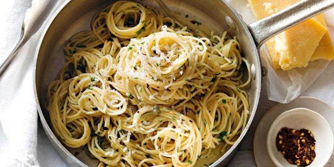 Jedi s česnom: Špageti Aglio e olio
