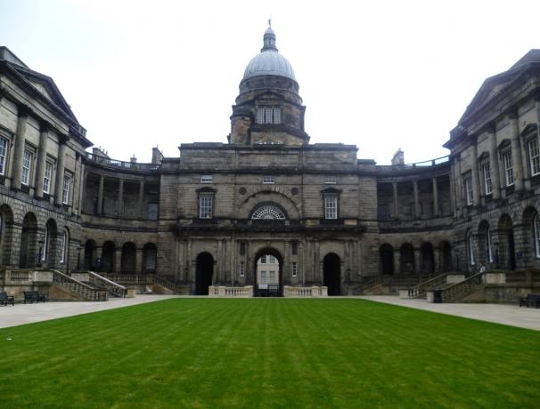 Univerza v Edinburghu