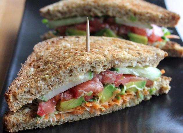 vegetarijanski sendvič