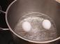 Kako kuhati jajca, ki se zlahka čistijo in so okusna