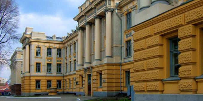 Znamenitosti Saratov: Univerzitetni kampus