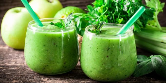 Dietni recepti: smutiji iz jabolk in zelene