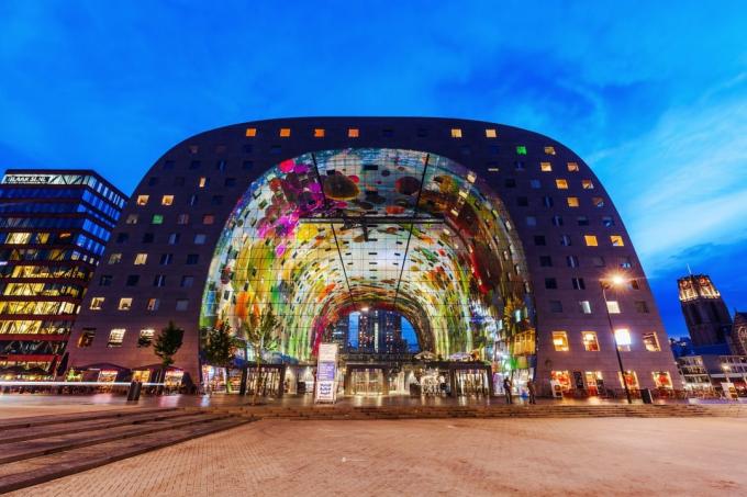 Evropska arhitektura: Markthal v Rotterdamu je Blaak trgu