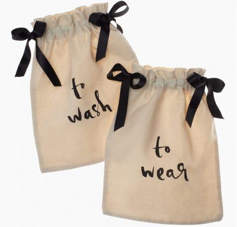 Darila za 8. marec: torbe za oblačila