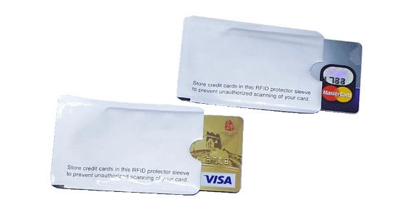 Zaščitna torbica za kartice z NFC