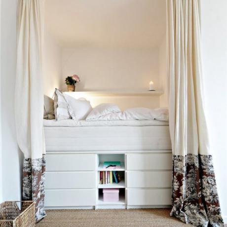 Oblikujte majhne apartmaje: posteljnega-salon