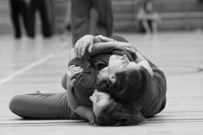 Dance terapijo z gibanjem: kako se učiti in spreminjati sebe skozi gibanje