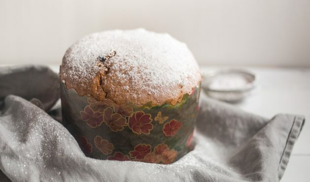 Recept za panettone brez kvasa: ne pozabite, da bo torta zelo narasla