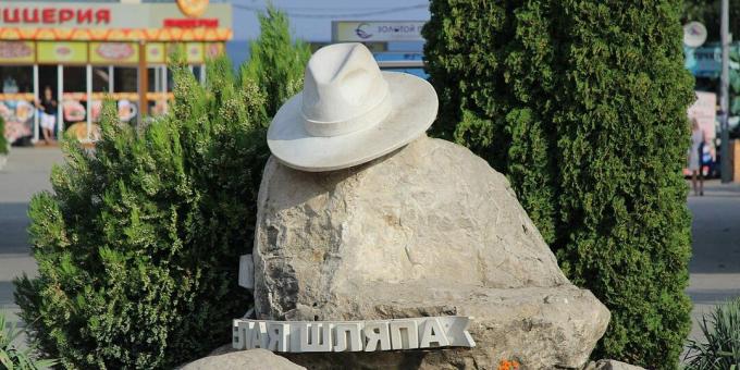 Znamenitosti Anape: spomenik Beli klobuk