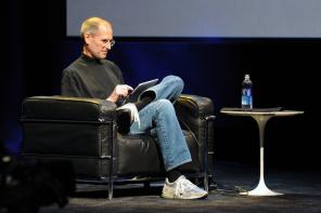 Zakaj bi si vzeli za zgled Steve Jobs in da osebne uniforme