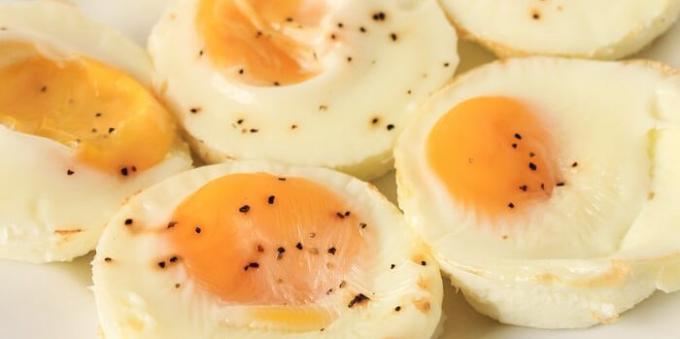 Preproste jajca, pečen v pečici